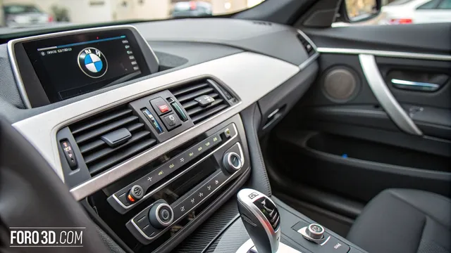 Consola central impresa en 3D para coches BMW