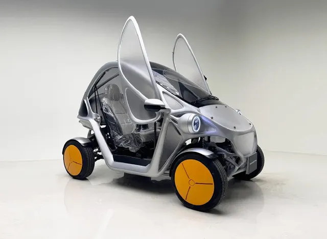 Robo-EV vehículo eléctrico impreso en 3D con IA y apoyo emocional